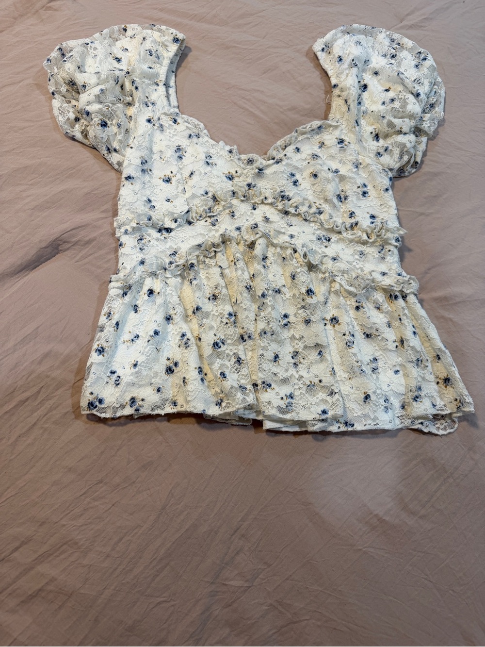 Altar'd State White Lace Floral Peplum Puff-Sleeve Top Size Small